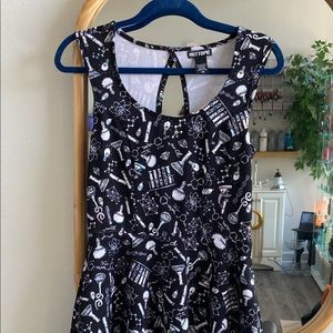 Hot topic chemistry dress